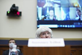 Treasury Secretary Yellen And Fed Chair Powell Testify - Washington