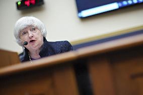 Treasury Secretary Yellen And Fed Chair Powell Testify - Washington