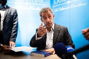 Nicolas Sarkozy signing session of his book Promenades - Paris