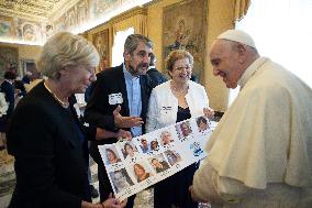 Pope Francis in Audience with Members of Foi et Lumière international