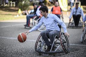 LREM Campus 2021 - Julien Denormandie plays Handisport basketball