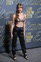 PFW - Etam Womenswear Spring-Summer 2022 Show - Photocall - NB