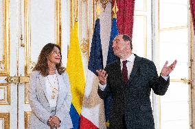French Prime Minister Meets Colombian Vice President - Paris