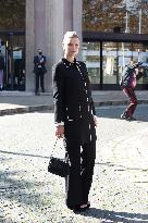 PFW - Miu Miu - Arrivals - Paris Fashion Week - Womenswear Spring Summer 2022 - NB