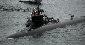 US Submarine Hits Underwater Object In South China Sea