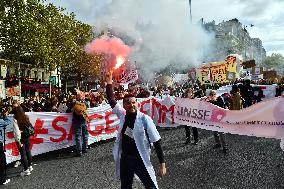 Midwives Protest - Paris