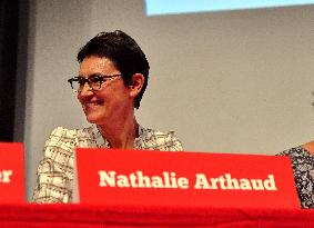 Nathalie Arthaud campaign meeting - Paris