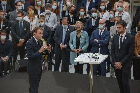 Emmanuel Macron siege du COJO Paris 2024 - Ste Denis