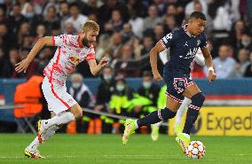 Champions League - PSG v RB Leipzig