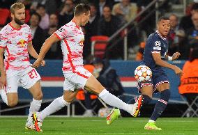 Champions League - PSG v RB Leipzig
