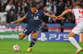 Champions League - PSG v RB Leipzig