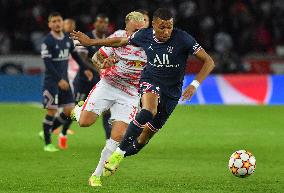 Champions League - PSG v RB Leipzig