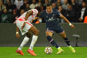 Champions League - PSG v RB Leipzig