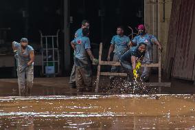 BRAZIL-SABARA-FLOOD-AFTERMATH