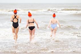 THE NETHERLANDS-BLOEMENDAAL-BEACH-NEW YEAR