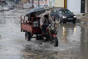 MIDEAST-GAZA-JABALIA REFUGEE CAMP-TORRENTIAL RAINS