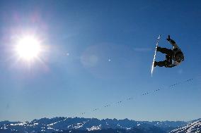 (SP)SWITZERLAND-LAAX-SNOWBOARD WORLD CUP-SLOPESTYLE SEMIFINAL