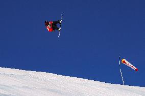(SP)SWITZERLAND-LAAX-SNOWBOARD WORLD CUP-SLOPESTYLE SEMIFINAL