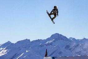 (SP)SWITZERLAND-LAAX-SNOWBOARD WORLD CUP-SLOPESTYLE SEMIFINAL