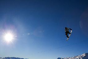 (SP)SWITZERLAND-LAAX-SNOWBOARD WORLD CUP-SLOPESTYLE SEMIFINAL