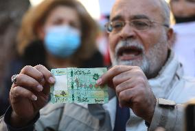 LEBANON-BEIRUT-MONEY-CURRECY-COLLAPSE-PROTEST