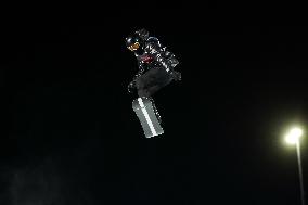 (SP)SWITZERLAND-LAAX-SNOWBOARD WORLD CUP-HALFPIPE FINAL