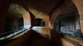 MALTA-SALINA-ANCIENT-CATACOMBS