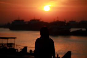 MYANMAR-YANGON-SUNRISE