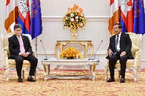 CAMBODIA-PHNOM PENH-PM-ASEAN SECRETARY-GENERA-MEETING