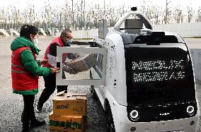 CHINA-SHAANXI-XI'AN-UNMANNED DELIVERY VEHICLE (CN)