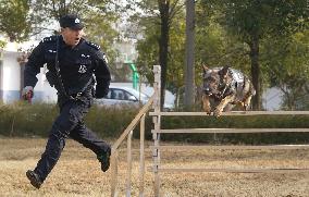 CHINA-HUBEI-WUHAN-POLICE DOG-TRAINING (CN)