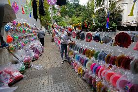 LEBANON-BEIRUT-NEW YEAR-VENDOR