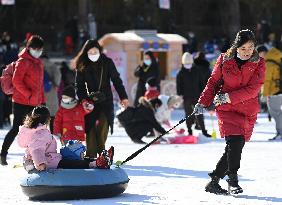 CHINA-BEIJING-WINTER-RECREATION (CN)