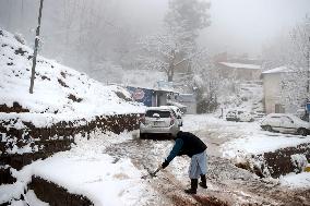 PAKISTAN-MURREE-HEAVY SNOW