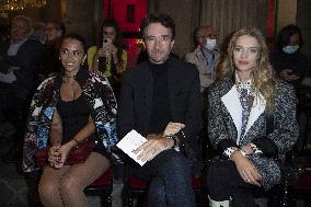 PFW - Louis Vuitton Front Row