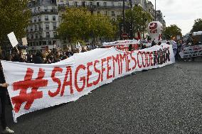 Demonstration Of Midwives On Strike - Paris