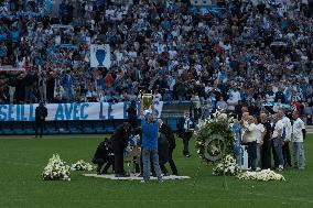 Stade Velodrome Homage To Bernard Tapie - Marseille