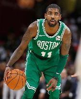 Unvaccinated NBA Player Kyrie Irving Banned From Playing