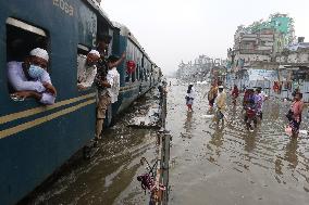 Heavy Rains Have Caused Flooding Of Streets - Dhaka