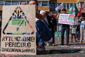 Protest against the Greenwashing policy of the Italian Ministry
