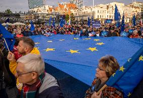 Staying in the European Union Rally - Poland