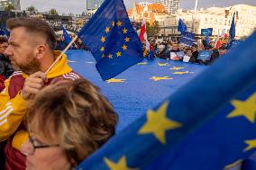 Staying in the European Union Rally - Poland