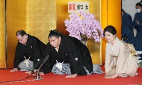 Sumo: Mitakeumi earns promotion to ozeki