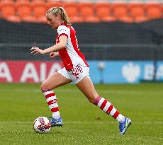 SOCCER-ENGLAND-TOT-ARS/REPORT