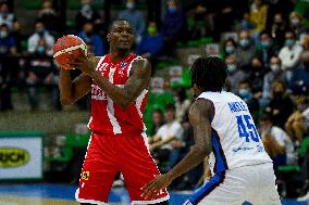 BASKET-ITALY-TREVISO-VARESE