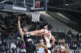 BASKET-BOLOGNA-VENEZIA