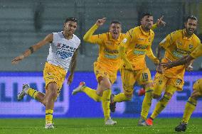 SOCCER-ITALY-FROSINONE-CROTONE