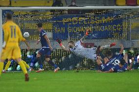 SOCCER-ITALY-FROSINONE-CROTONE