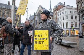 HEALTH-CORONAVIRUS/NETHERLANDS PROTEST