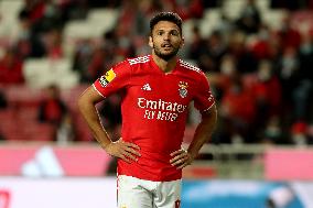 PORTUGAL-FOOTBALL-LIGA-BENFICA-PACOS-FERREIRA